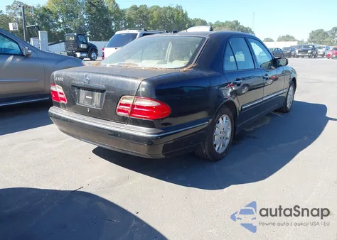 2001 Mercedes-Benz E 320 from USA, damaged, VIN WDBJF65J41B355118